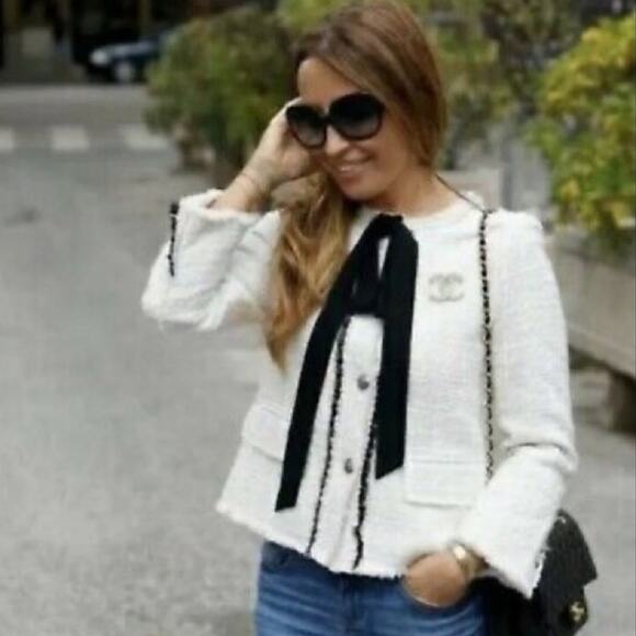 NWOT Zara White Tweed Black Bow Button Jacket Blazer. Blogger Fave. - Picture 4 of 15